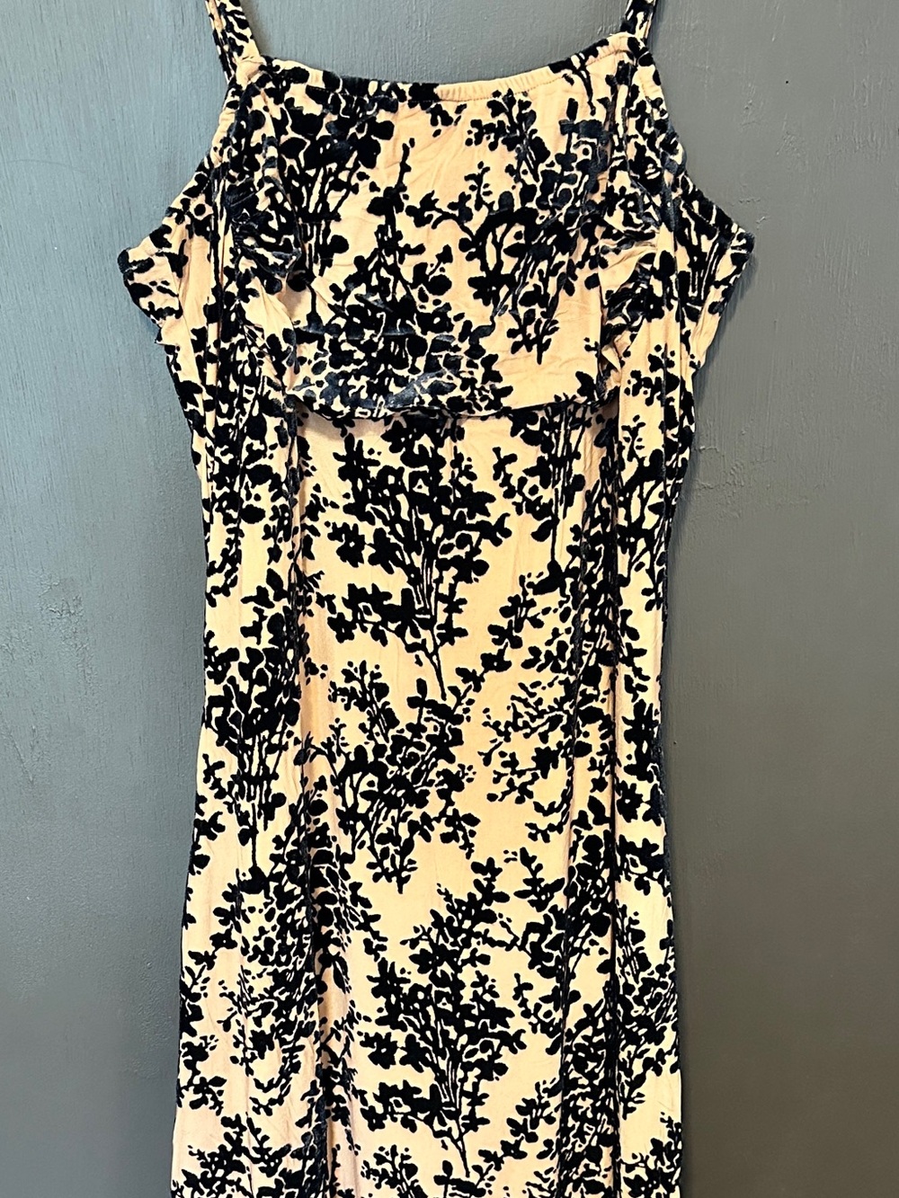 BTFBM NWT Velvet Flocked Floral Cowl Neck Midi Dress M